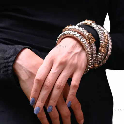 [CJ-0001] Moyur Bala - Silver