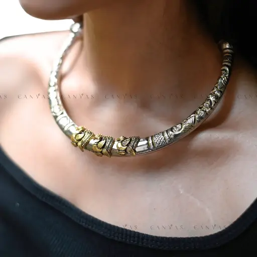 [CJ-0003] Moyur Hasuli - Silver