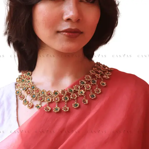 [CJ-0051] Pearl Bloom Neckpiece