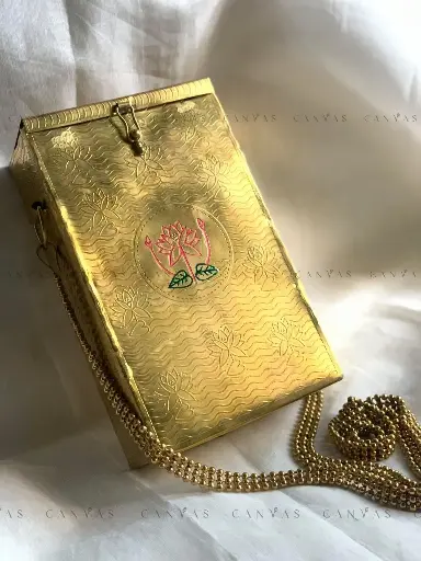 Shapla Bil Box Clutch